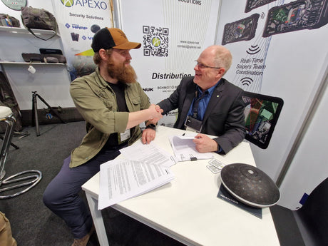 ApexO x Blinktroll signature at Enforcetac 2026