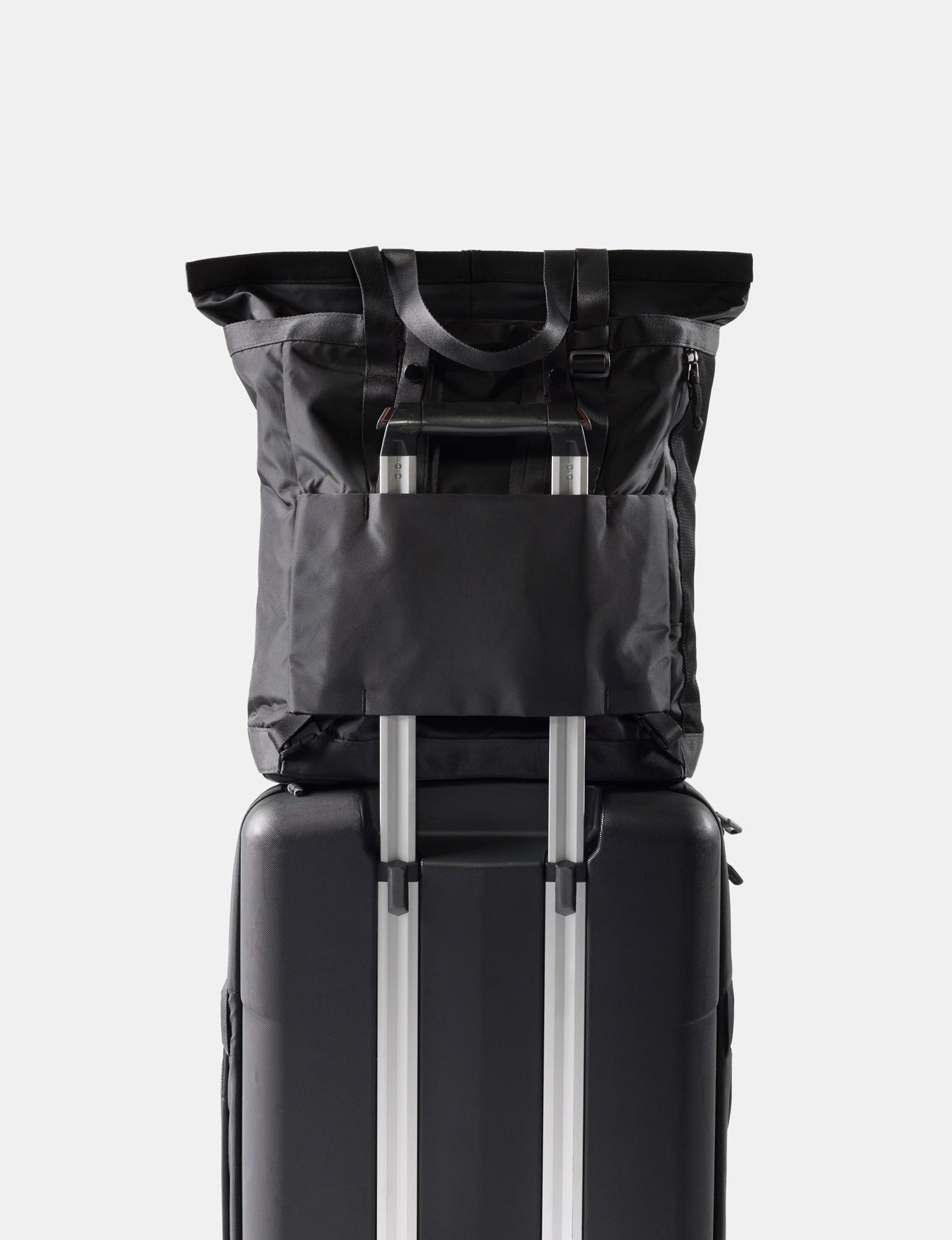 24L Tote Pack