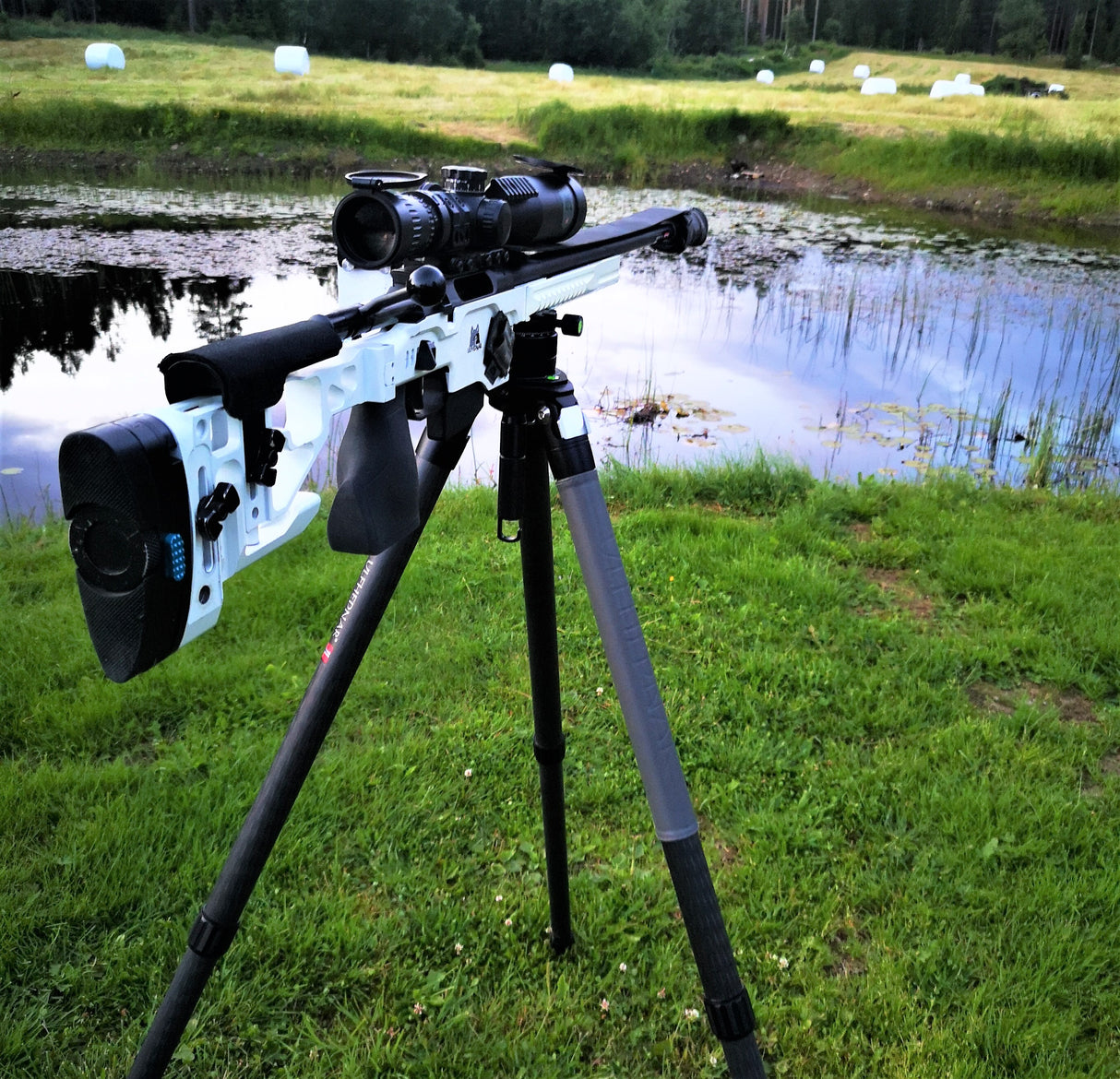 Ulfhednar - UHHD35 - Heavy Duty Tripod with Panhead Arca-style 35 kg Pro